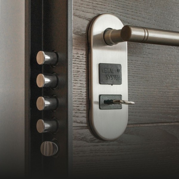 Çelik kapı (Dış Kapı)